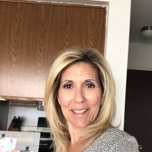 Meet your Posher, Teresa